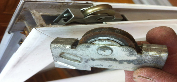 screen door roller repair in Grass Valley